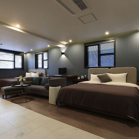 Brown Dot Hotel Yangjeong Busan Extérieur photo